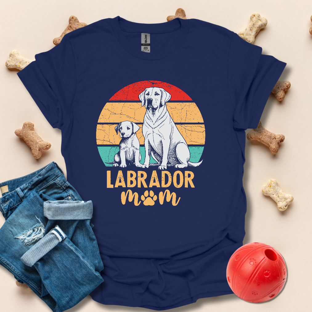 Labrador Mom Sunset T-Shirt